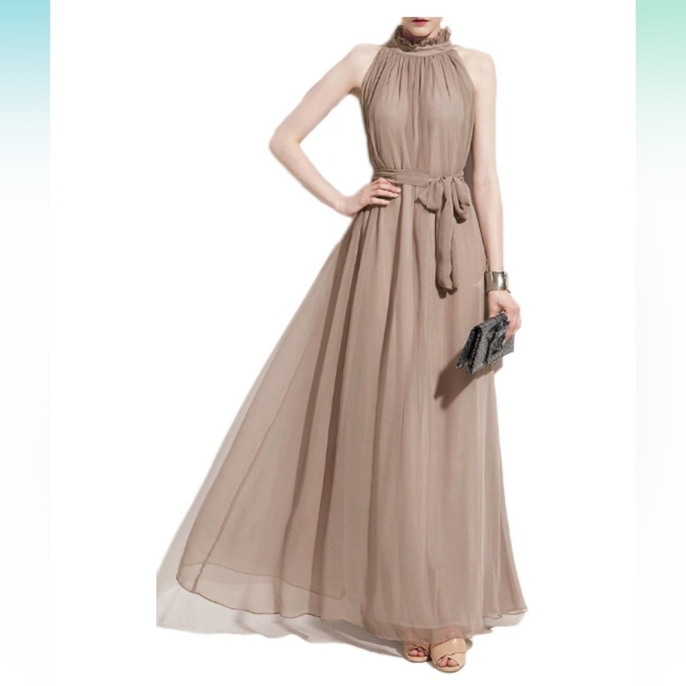 Chiffon Halter Neck Bridesmaids Dress